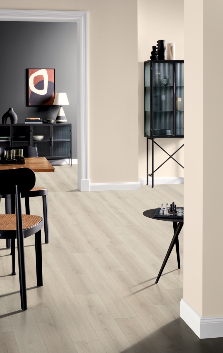 Ламінат Egger NatureSense 8/32 Classic 4V EL2831 Дуб Елтон білий