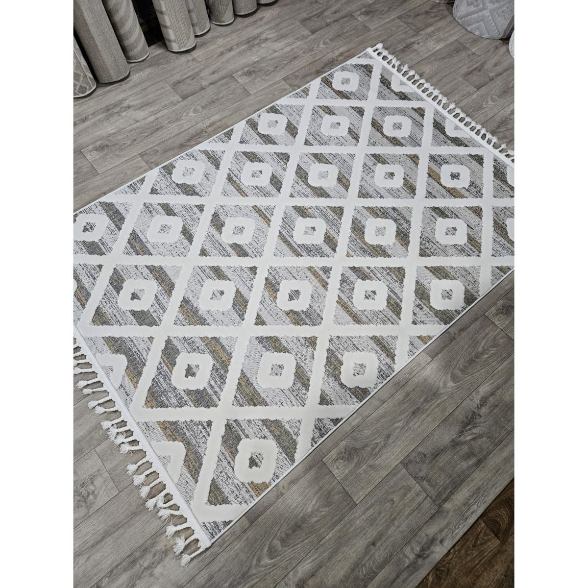 Килим Greencarpet Dolche 3299A BEIGE / CREAM
