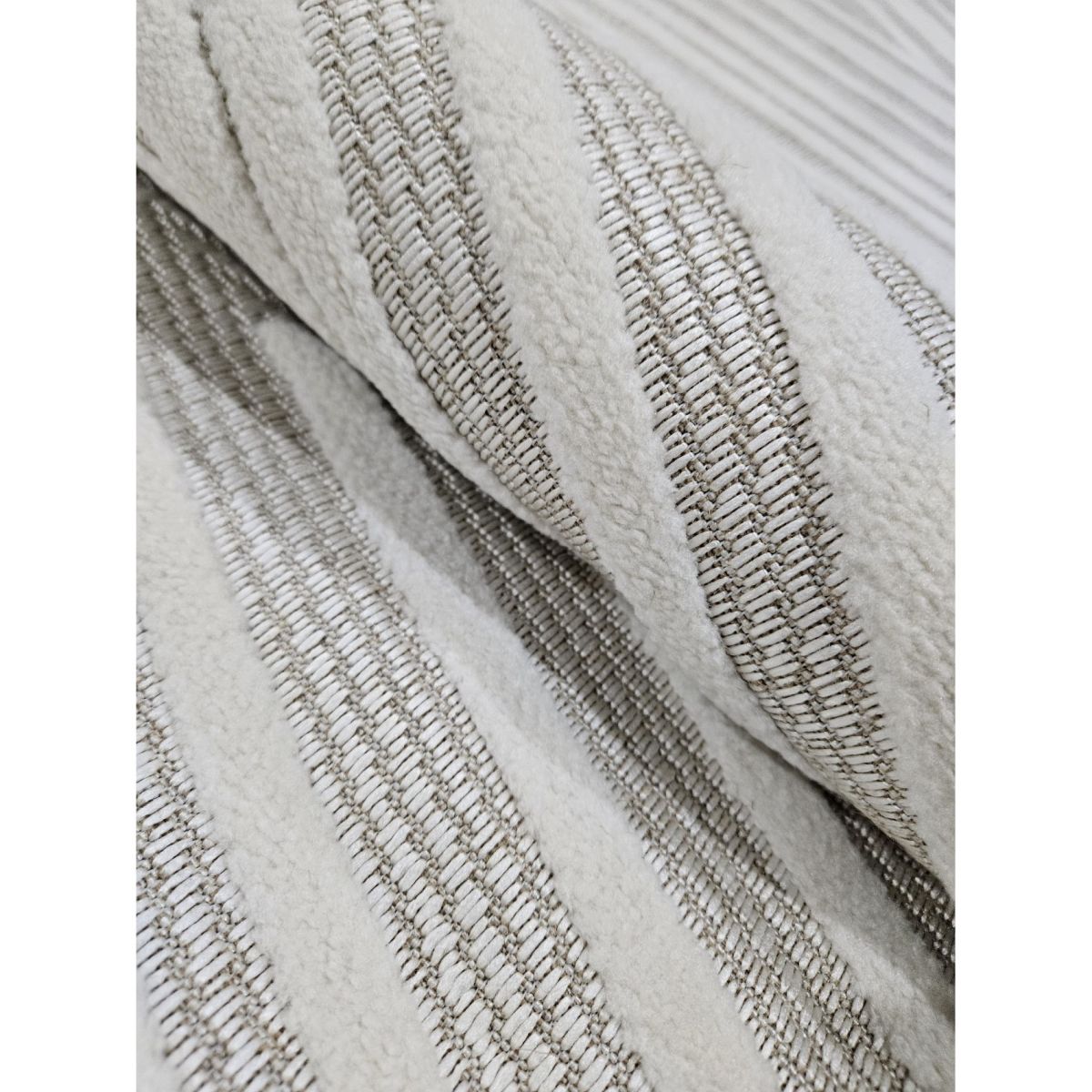 Килим Greencarpet Dolche 3300A CREAM / CREAM