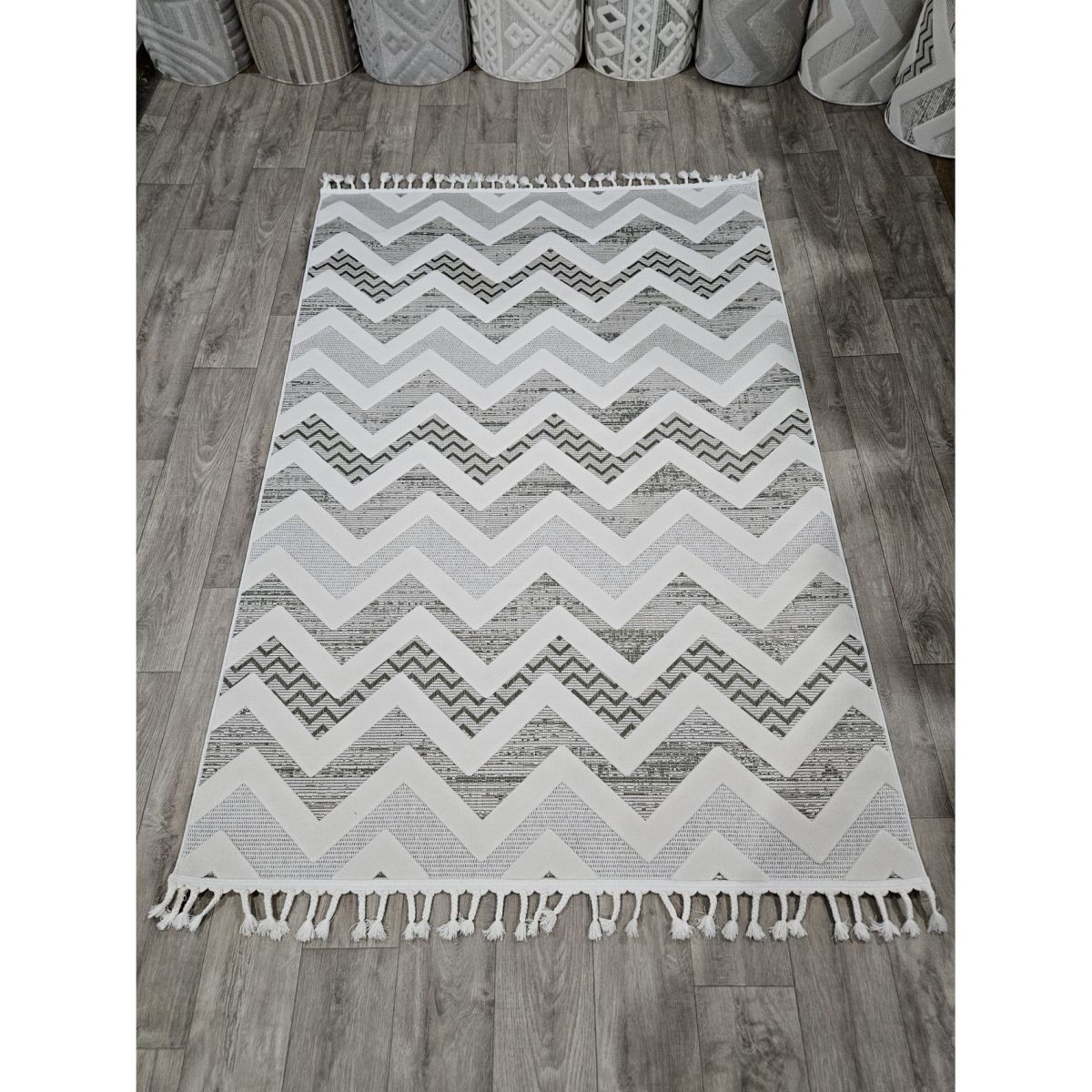 Килим Greencarpet Dolche 4037B GREEN / CREAM