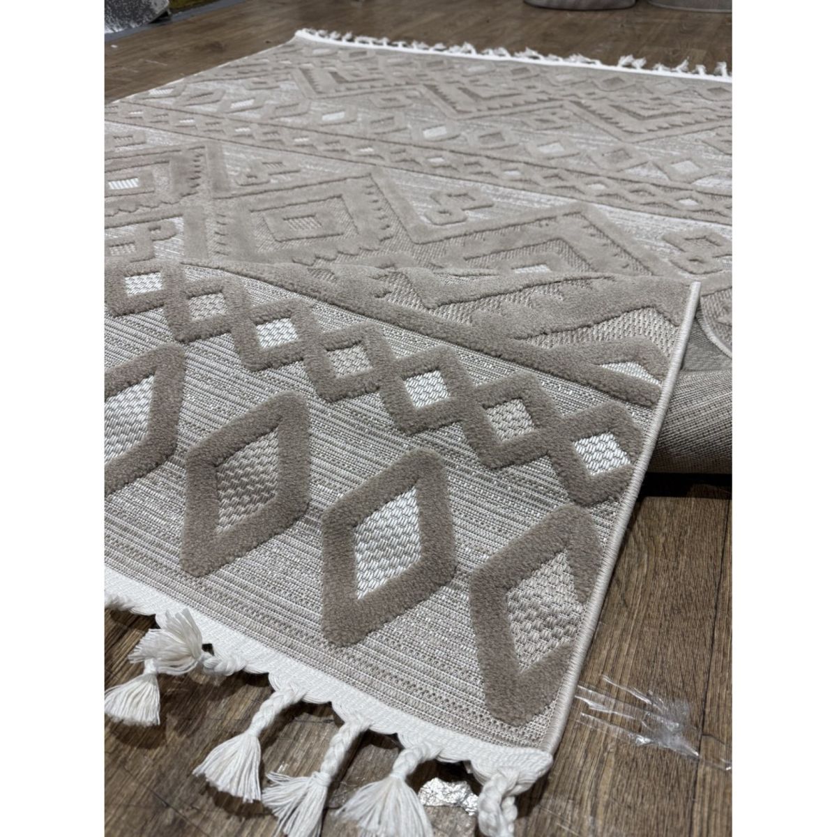 Килим Greencarpet Dolche 4198A CREAM / VIZON