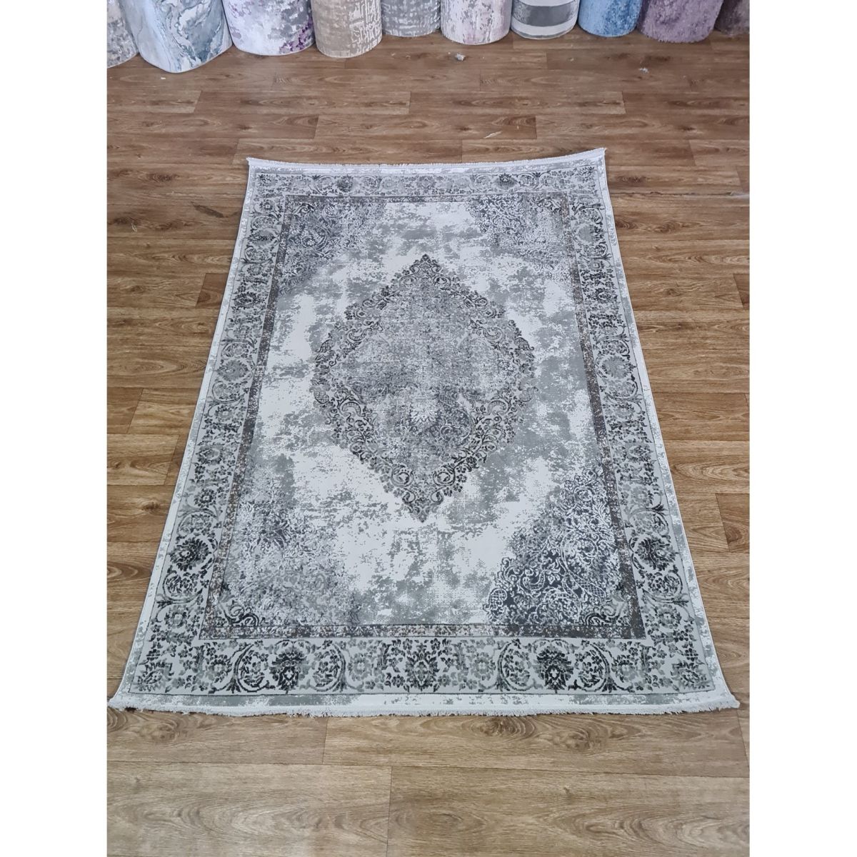 Килим Greencarpet Imparator 03888C L.GREY/D.GREY