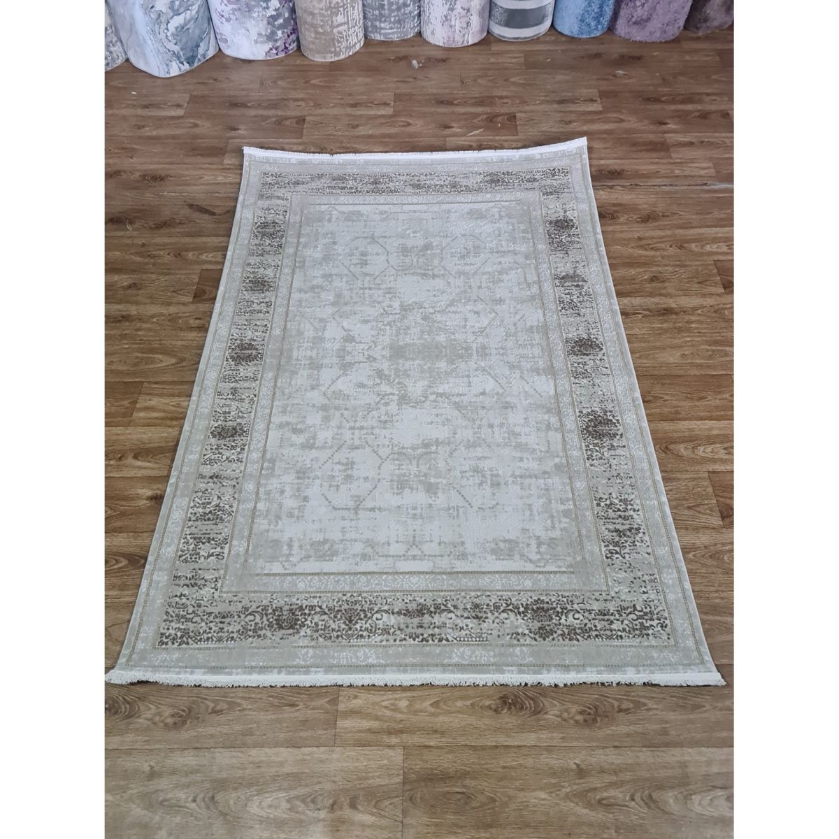 Килим Greencarpet Imparator 04373E CREAM / BEIGE