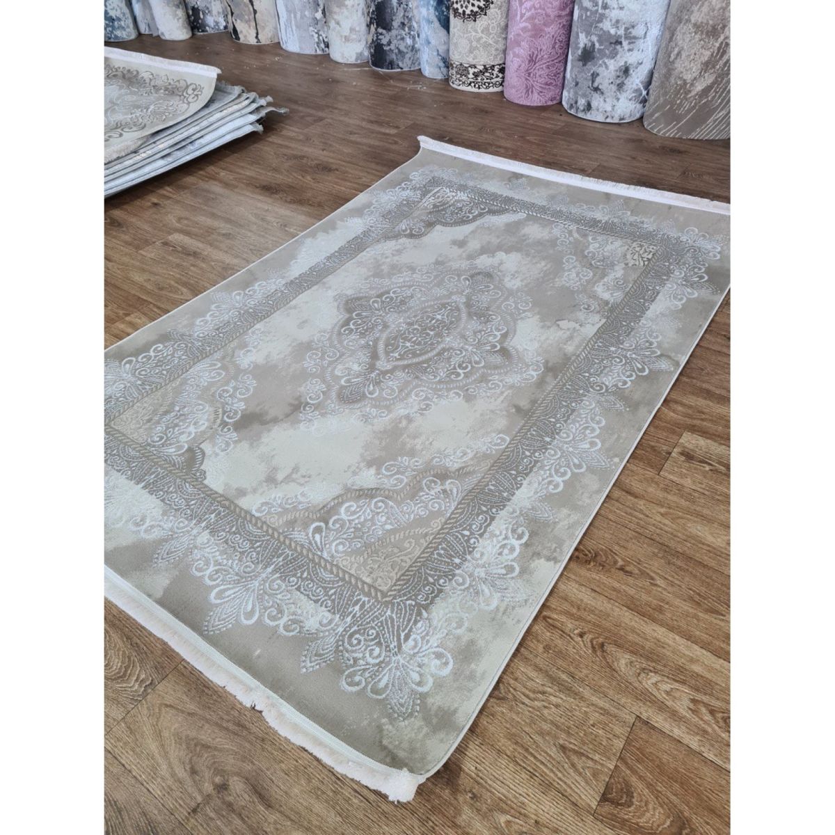 Килим Greencarpet Lumy 0128YA POLY. IVORY / CREAM