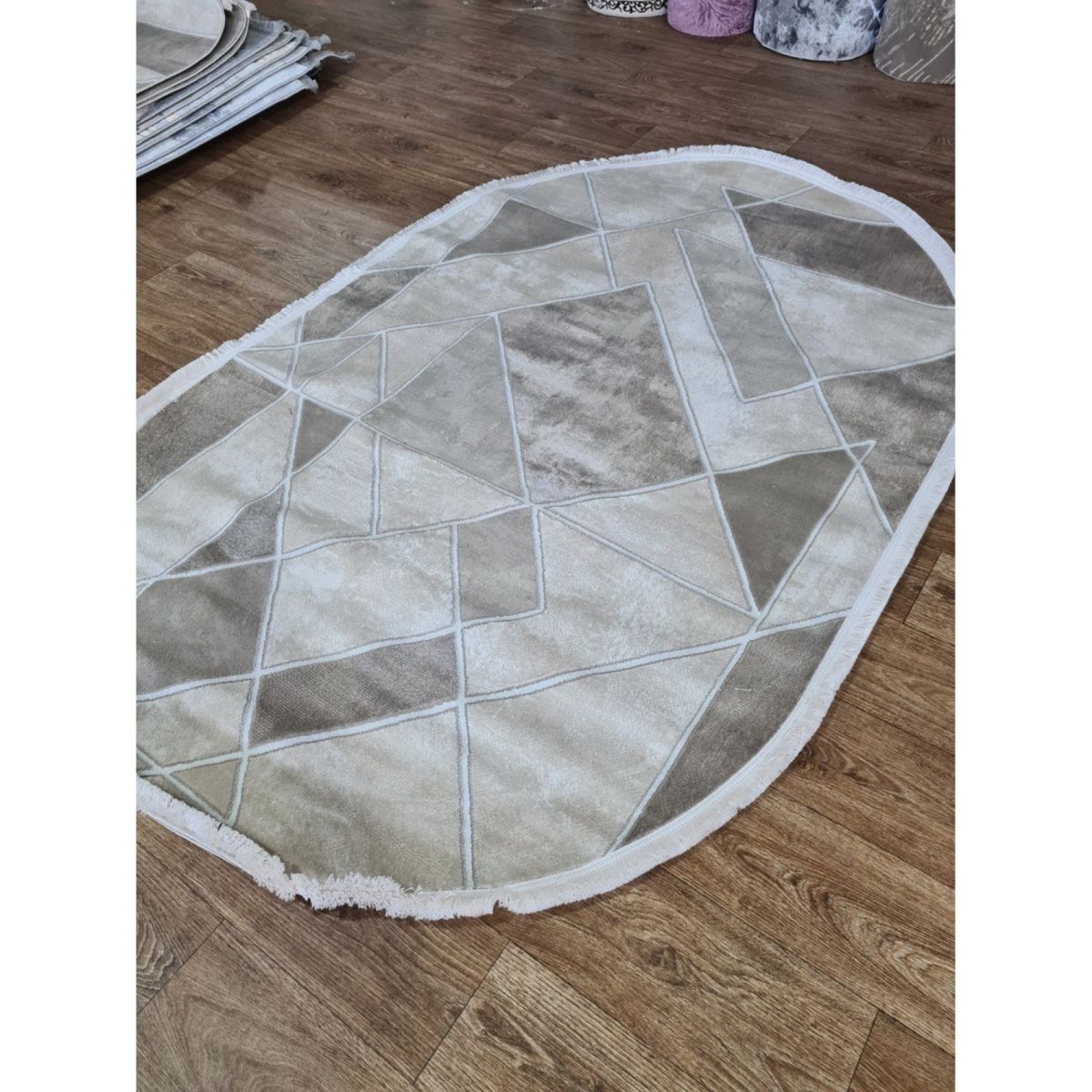 Килим Greencarpet Lumy 0179LB L. BEIGE / CREAM