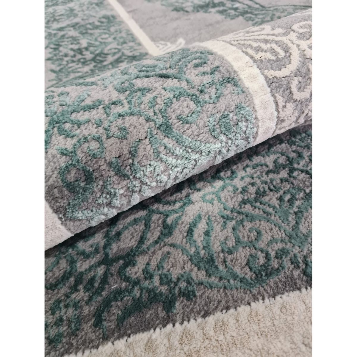 Килим Greencarpet Luxury 05986D BEIGE / L.TURQUOISE