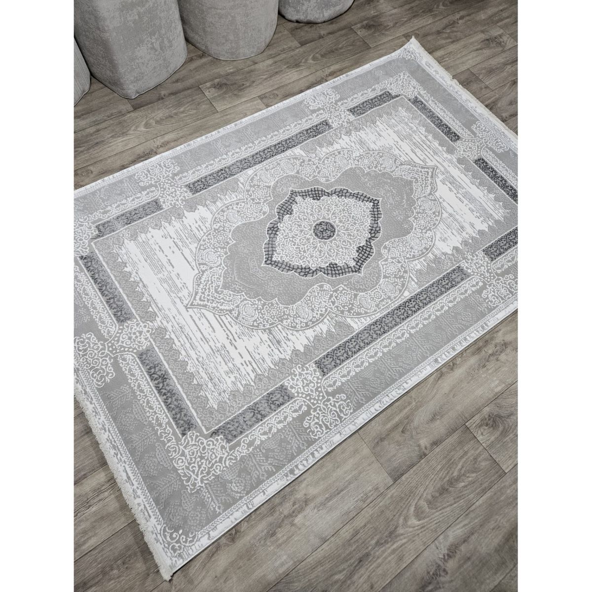 Килим Greencarpet MONOX T066A CREAM / SILVER