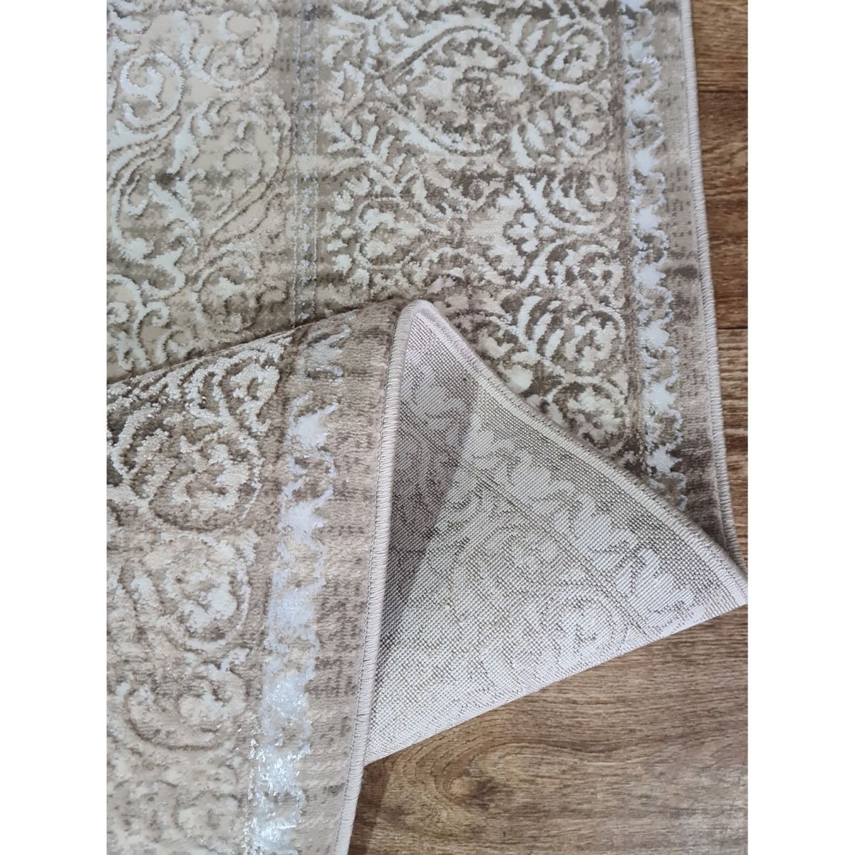 Килим Greencarpet Odessa D703BC POLY. IVORY / CREAM
