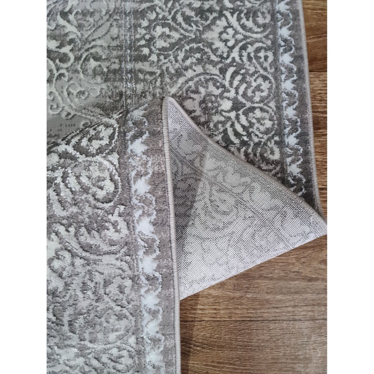 Килим Greencarpet Odessa D703BG C.POLY.L.GREY/CREAM