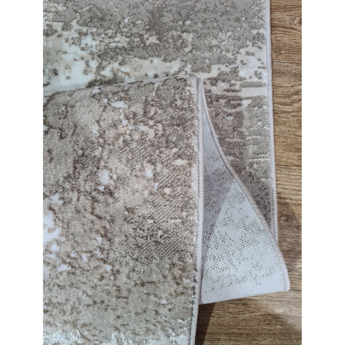 Килим Greencarpet Odessa E312AD L. BEIGE / CREAM