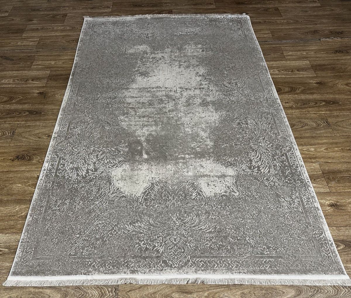 Килим Greencarpet Odessa E335CC L.BEIGE/BEIGE