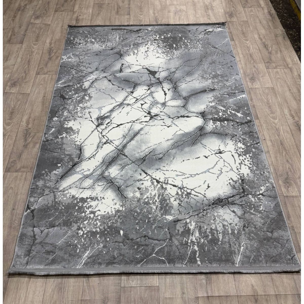 Килим Greencarpet Odessa Plus 14170E GREY