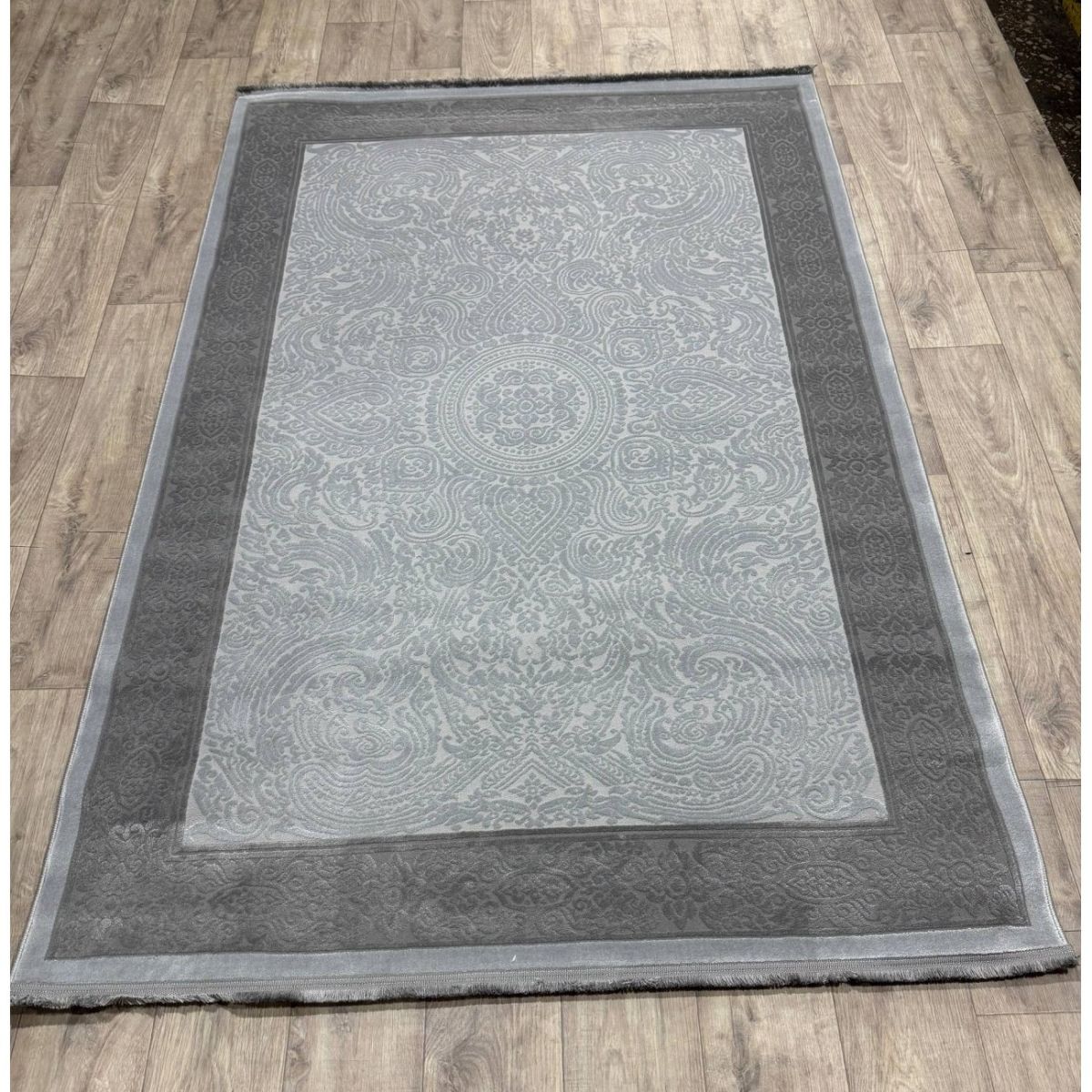 Килим Greencarpet Odessa Plus 14570A GREY