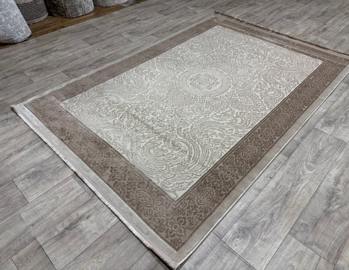 Килим Greencarpet Odessa Plus 14570A L.BROWN
