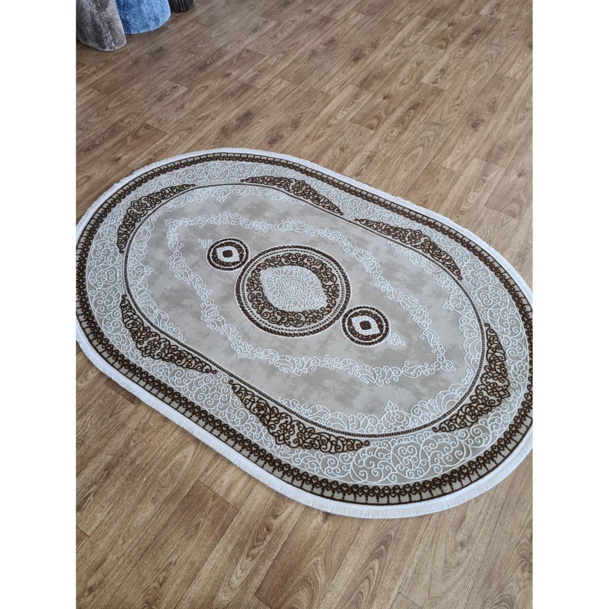 Килим Greencarpet Tempo BL11A BROWN / C. POLY. BROWN