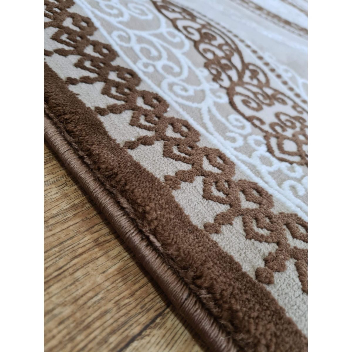 Килим Greencarpet Tempo BL11A BROWN / C. POLY. BROWN