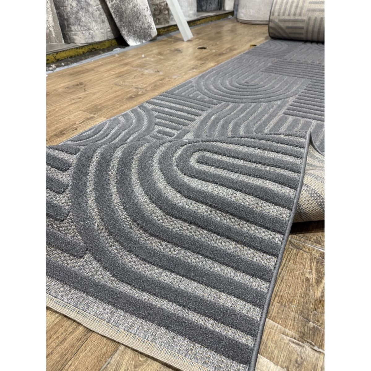 Килимова доріжка Greencarpet Dolche 3606C ANTRACITE/ANTRACITE