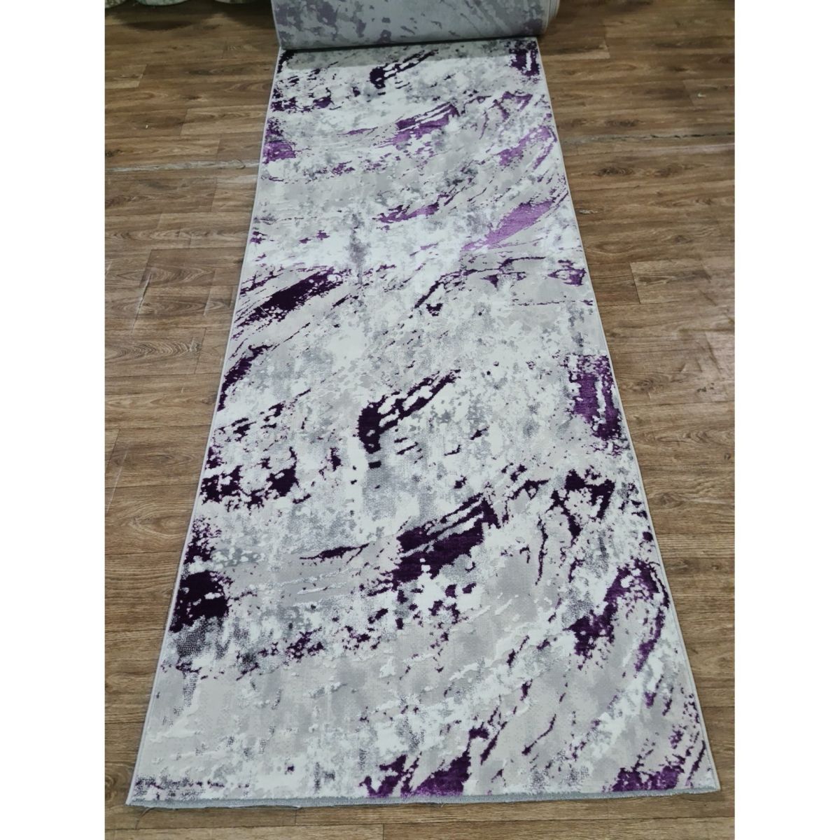 Ковровая дорожка Greencarpet Moda 4576 LILAC/L.GREY