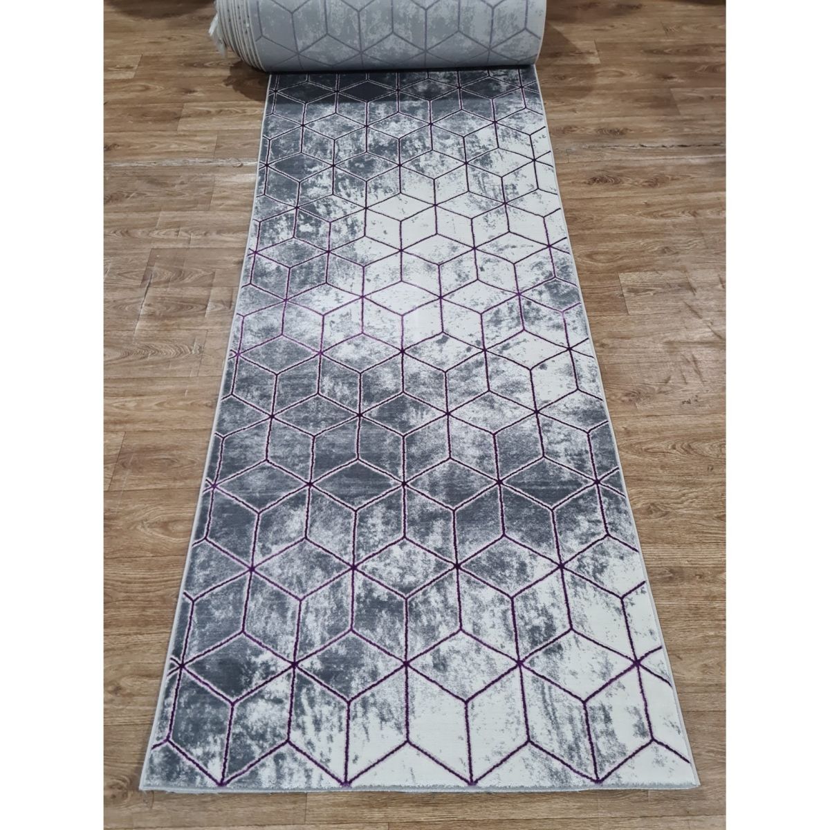 Ковровая дорожка Greencarpet Moda 5503 LILAC/L.GREY