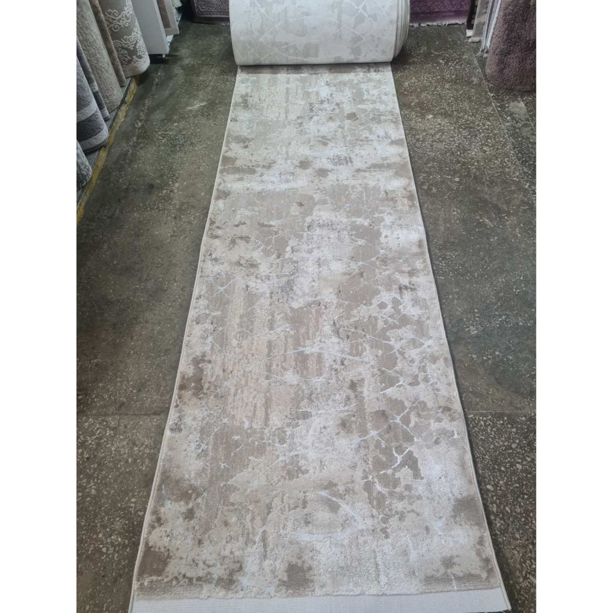 Килимова доріжка Greencarpet Odessa 0140EB POLY.BEIGE/CREAM