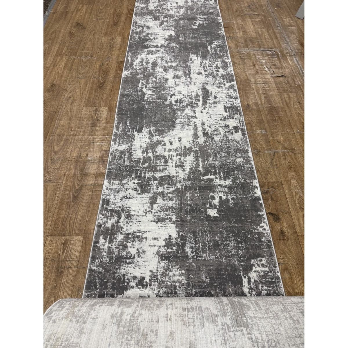 Килимова доріжка Greencarpet Odessa E319AG L.GREY/C.POLY.GREY