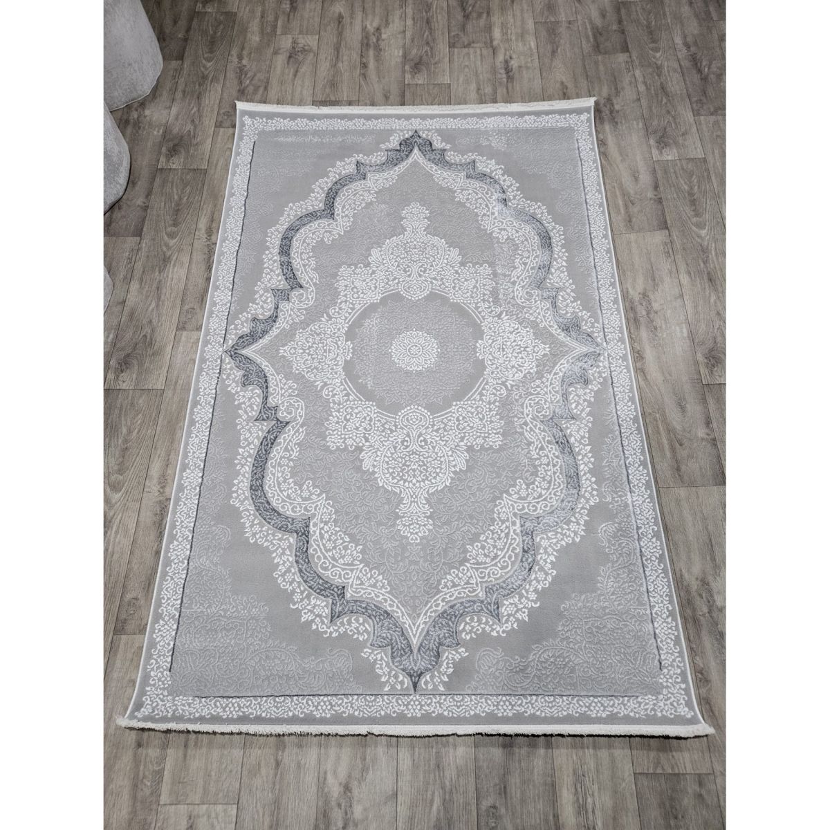 Килим Greencarpet MONOX T064B CREAM / SILVER