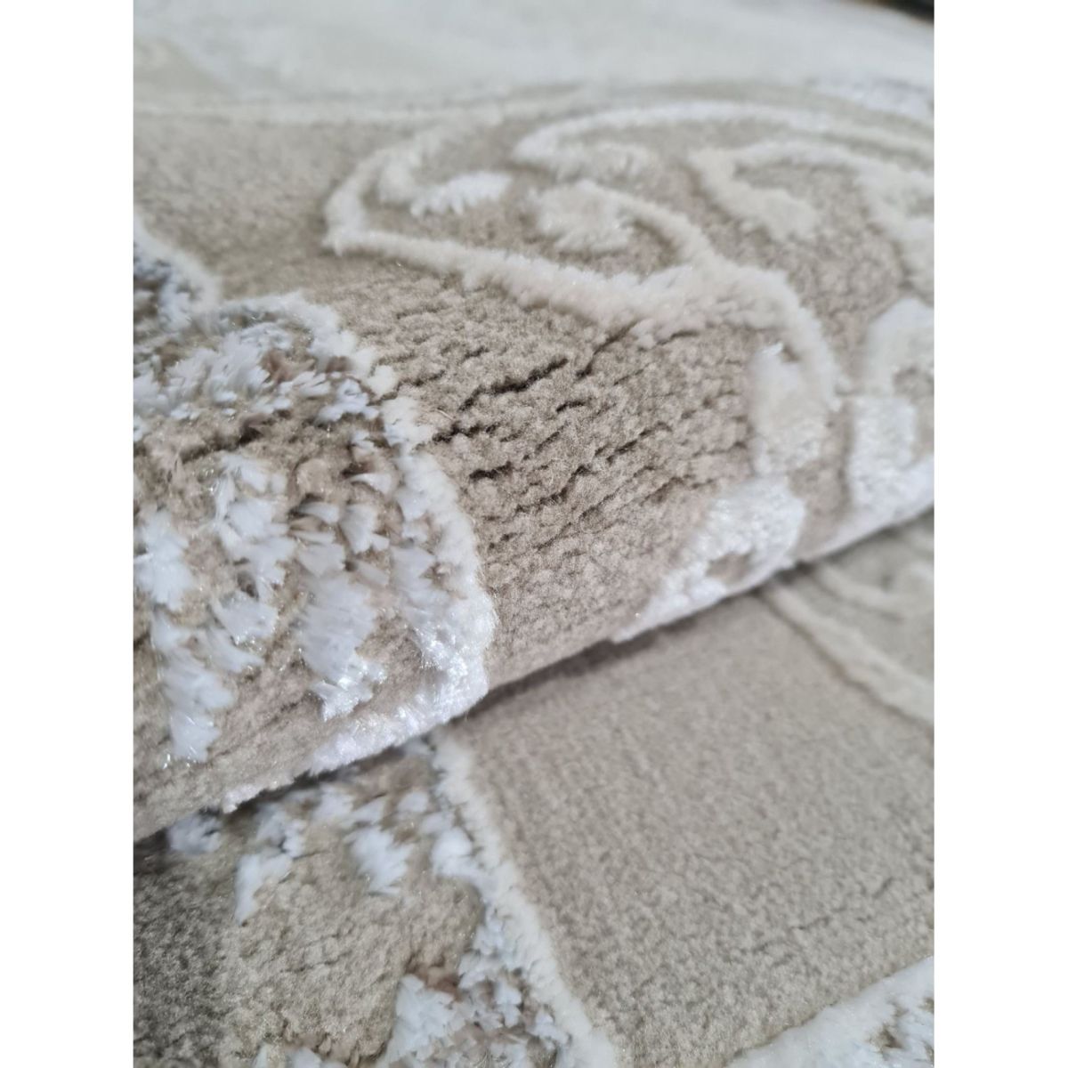Килим Greencarpet Odessa 0102SA POLY.IVORY/POLY.BEIGE