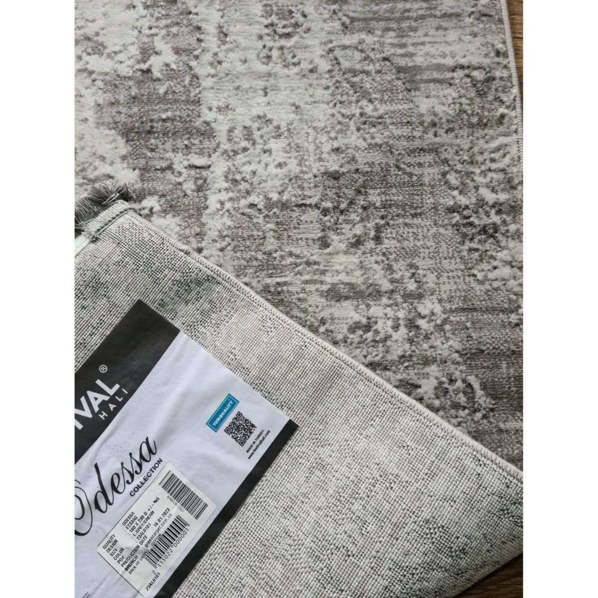 Килим Greencarpet Odessa E233AG C.POLY.L.GREY/CREAM