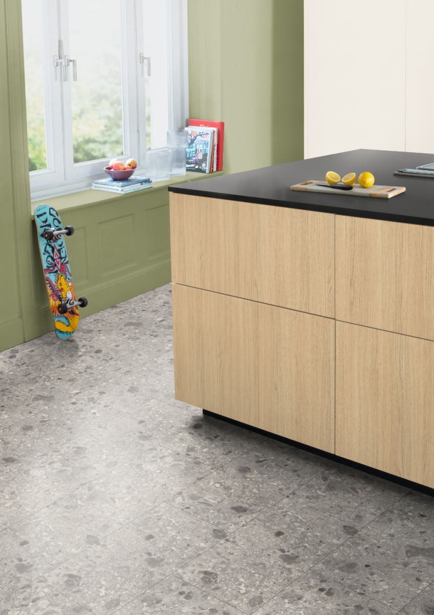 Ламінат Egger Kingsize Aqua ELF021 Тераццо Тріестіно сірий