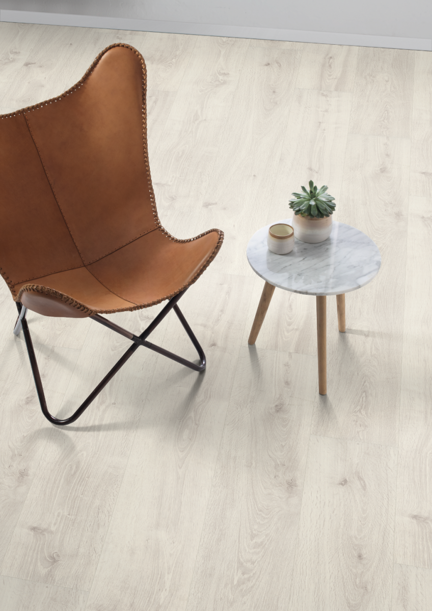 Ламінат Egger Long Aqua EL2430 Дуб Бейфорд білий
