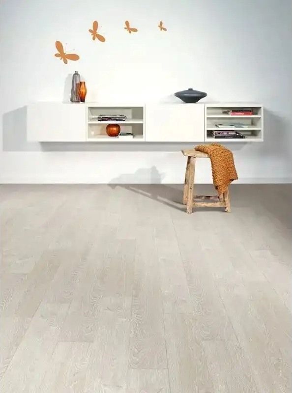 Ламинат Balterio Excellent 4V 33 00516 Дуб Морозний