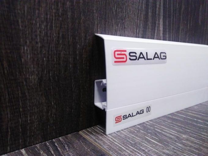 Плінтус Salag NG80 Білий