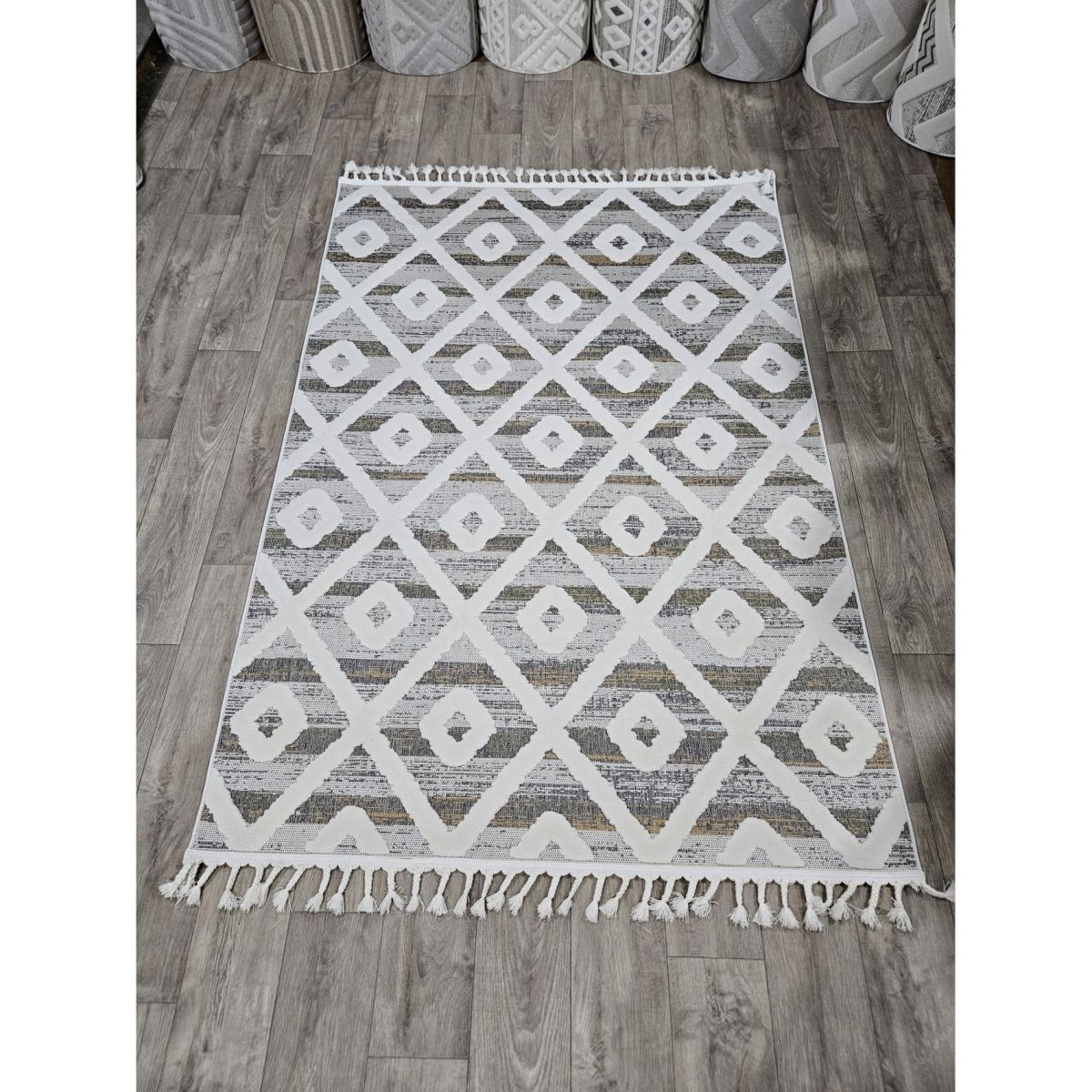 Килим Greencarpet Dolche 3299A BEIGE / CREAM