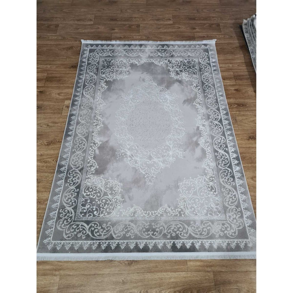 Ковёр Greencarpet Odessa 0102SA C.POLY.L.GREY/C.POL