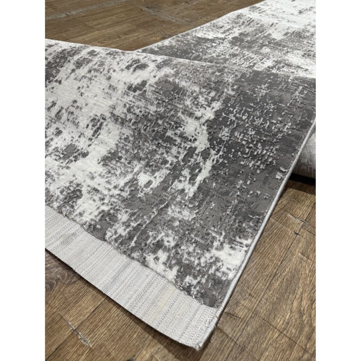 Ковровая дорожка Greencarpet Odessa E319AG L.GREY/C.POLY.GREY